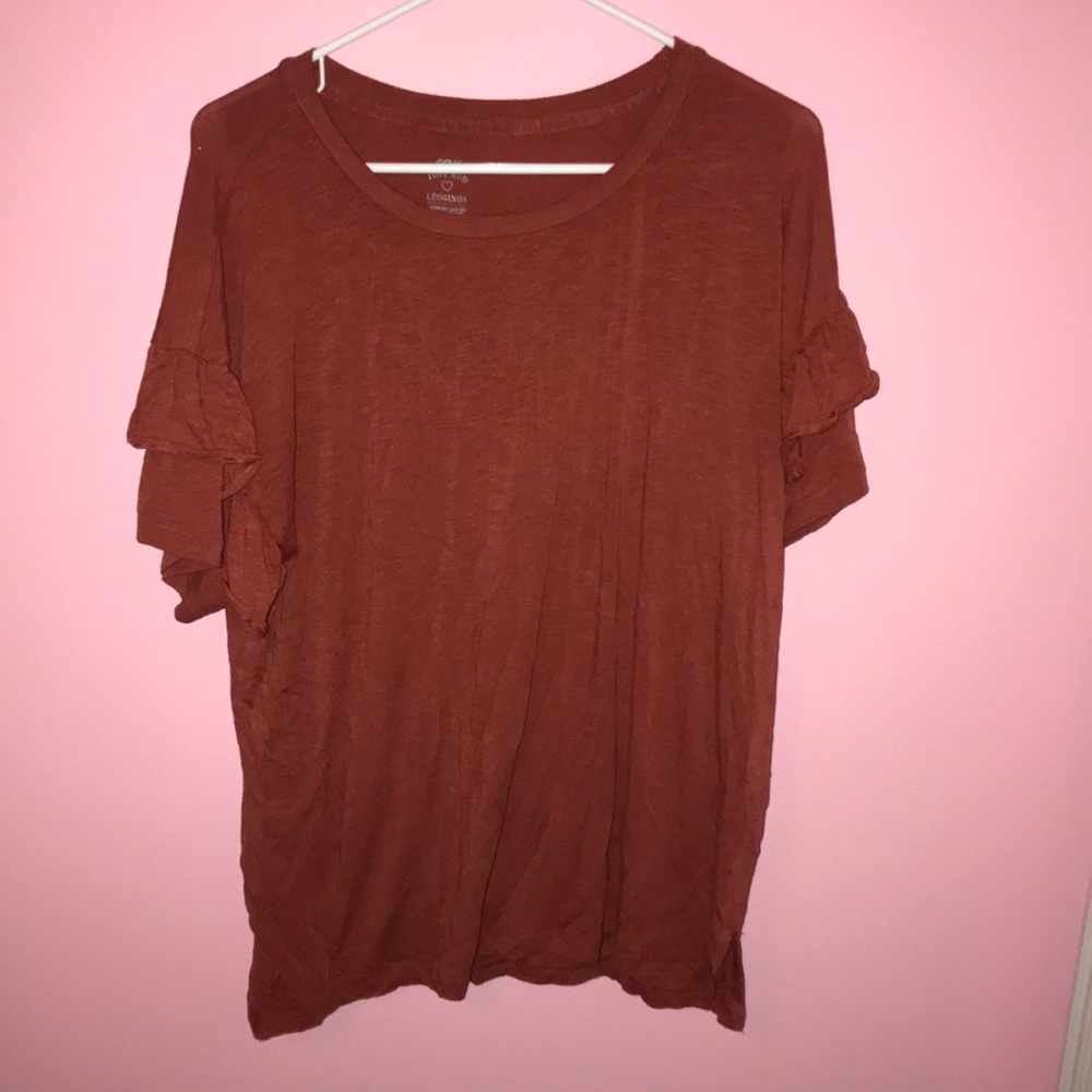 Never worn! Artie just add leggings tee!